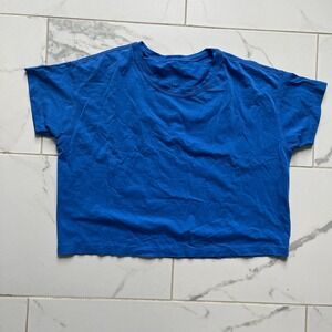 Lululemon Cates Tee Wild Bluebell color size 6